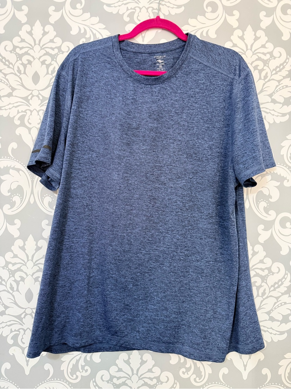 💫10/$25 • Athletic Works Heather Navy Slim Fit Performance T-Shirt